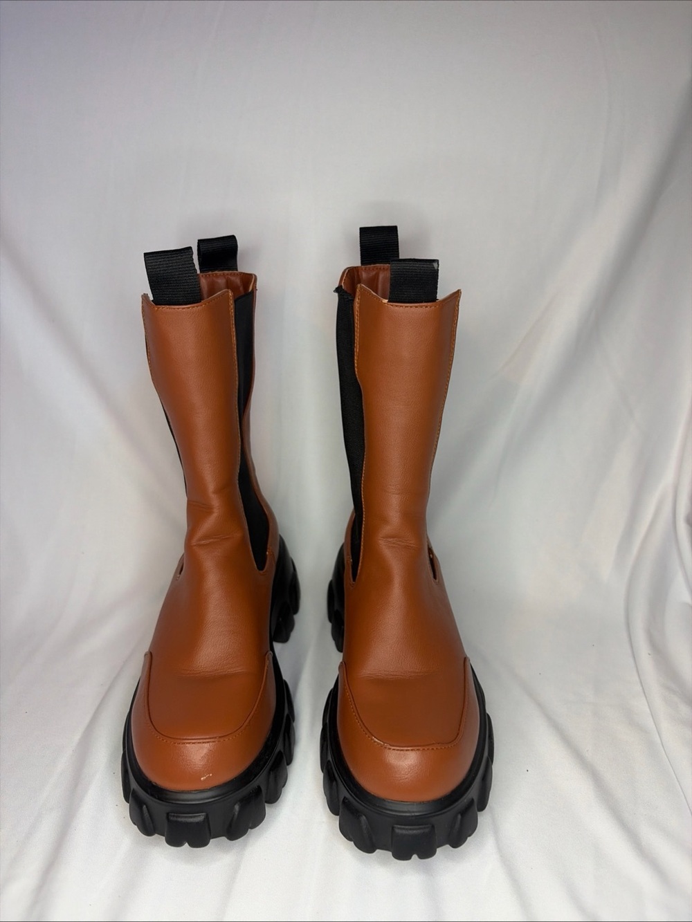 Bamboo Women's Brown Chunky Chelsea Boots